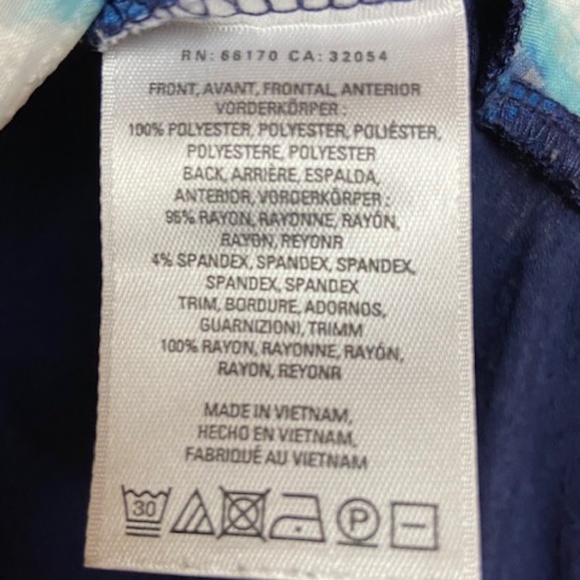 ANTHROPOLOGIE Postmark Blue Ombre Pleated Tank Top - Picture 5 of 5